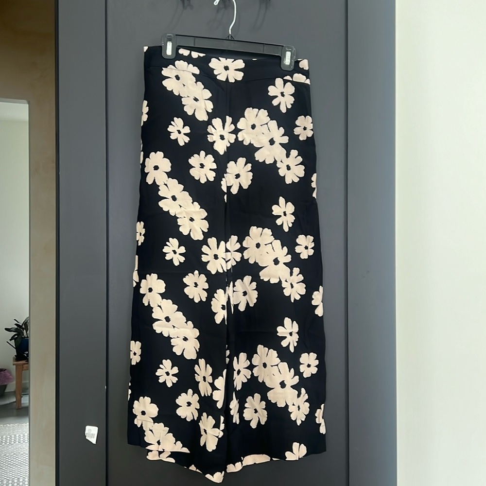 Madewell floral and black trousers
